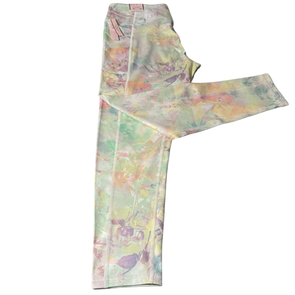 Victoria’s Secret - Incredible Essential High-Rise Leggings